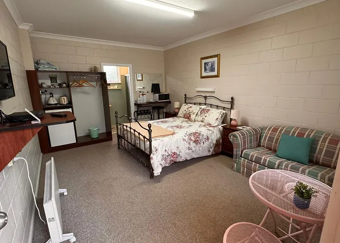 Alpine Country Motel Plus Free Coffee Cooma