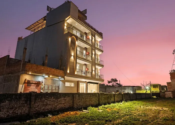 Hari Om Residency 200 Meters From Ram Mandir Ayodhya Hotel
