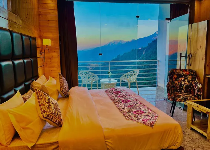 Hotel Classic Crown - #Scenic Mountain View #Open Terrace #Parking #Premium Rooms With Balcony #Guest Preferred #Best Selling Hotel In Mussoorie