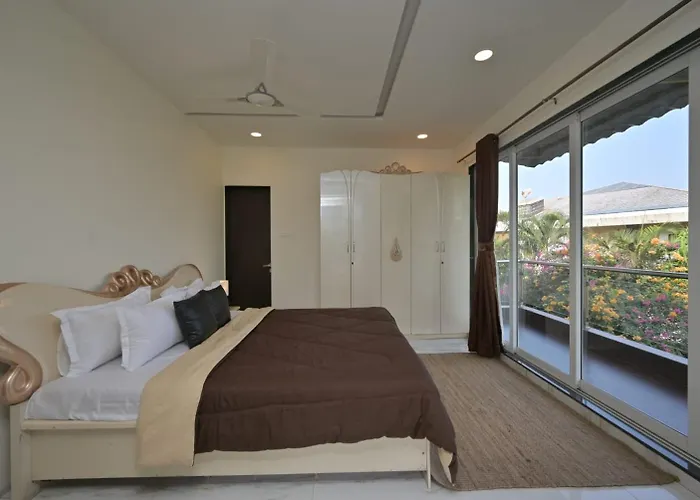 Shiva'S Premium 4Bhk Hotel Lonavala