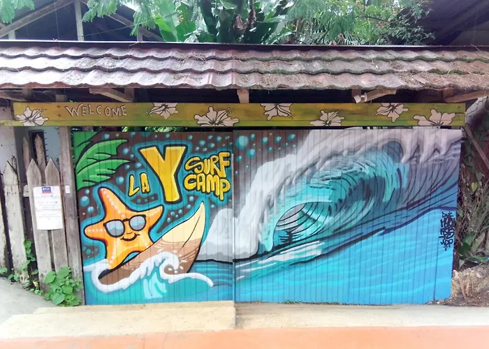 La Y Surf Camp Hotel Bocas Town