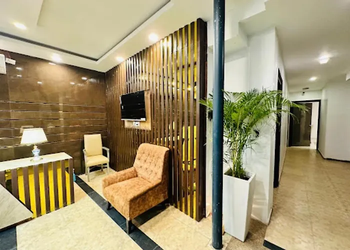 Hotel De Moon Residency-National Highway- 8,Mahipalpur New Delhi