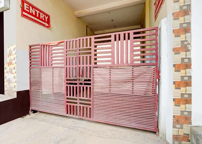 Hotel O Guru Hotel Noida