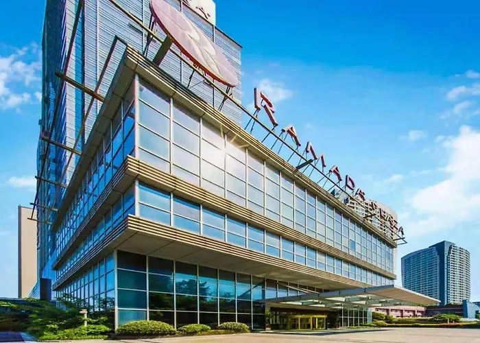 Ramada Plaza Hangzhou Riverside