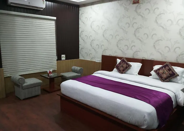 Hotal Zaarang Paradise Lucknow