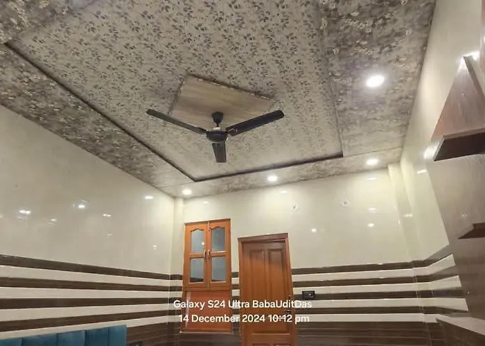 Vasudev Sadan Guest House Ayodhya