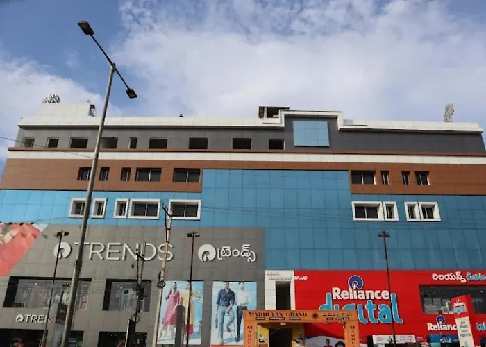 Hotel Madhuvan Grand Vijayawada
