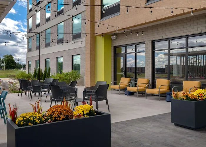 Home2 Suites By Hilton Sheboygan