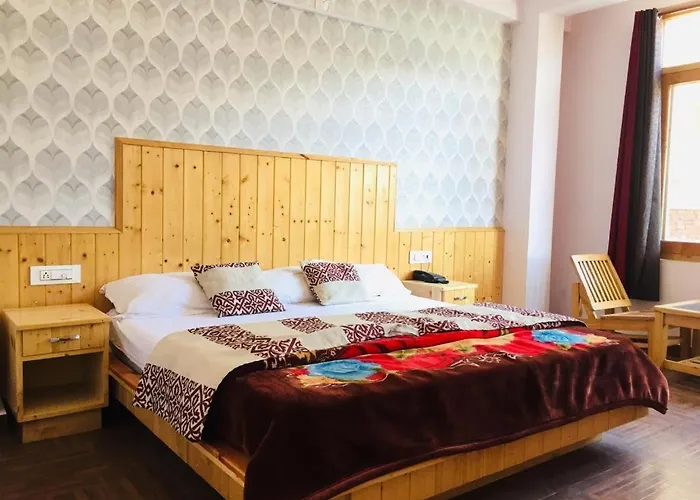 Hotel Corner Retreat 2Min Walking From Mall Road Manali 