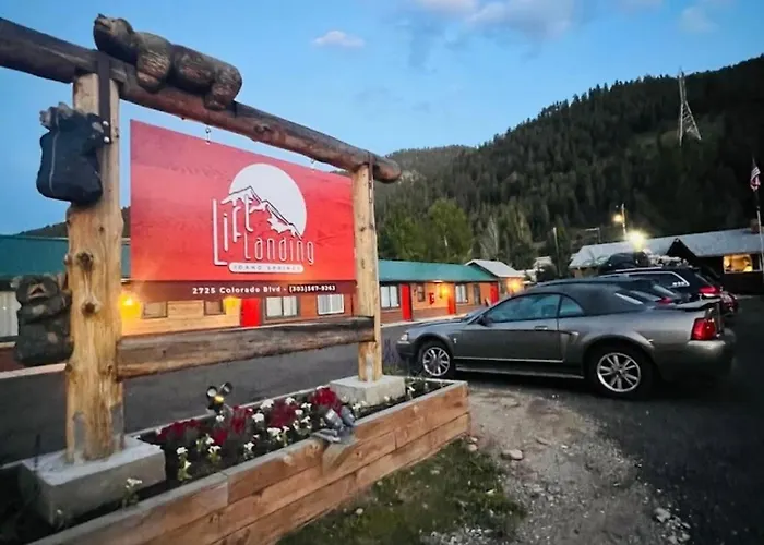 Lift Landing Hotel Idaho Springs