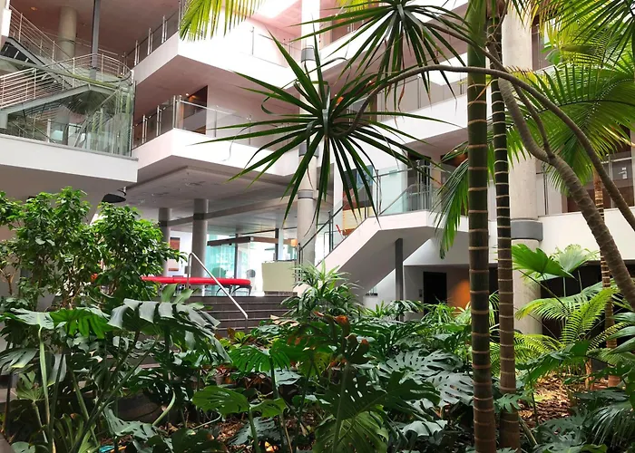 Port Elche Hotel