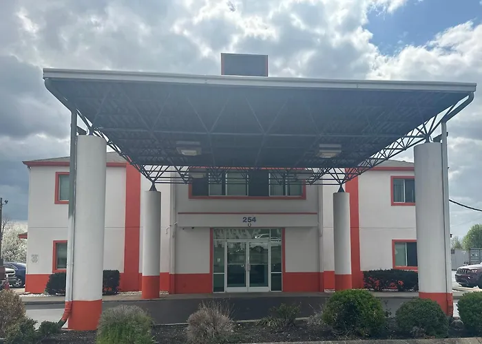 Howard Johnson By Wyndham Clarksville Tennessee