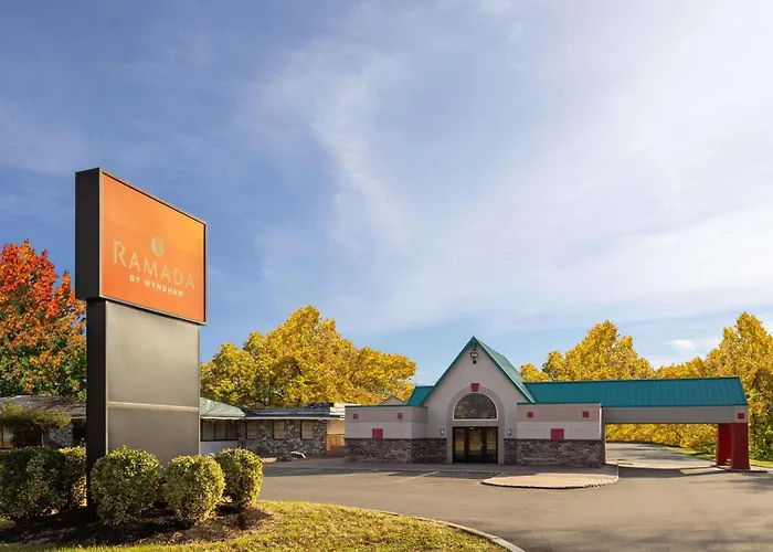 Ramada By Wyndham Parsippany Hotel