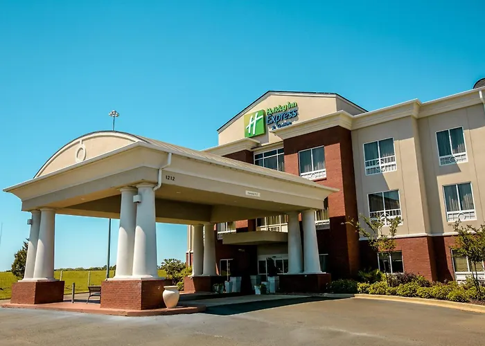 Holiday Inn Express & Suites Brookhaven By Ihg