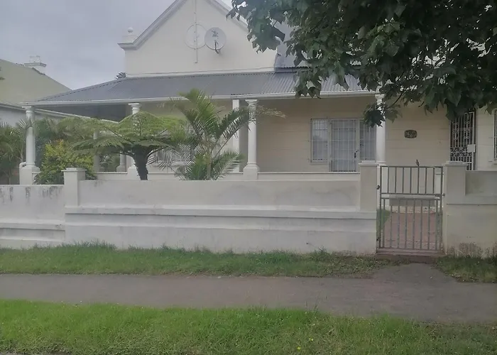 Lisokhanya Guesthouse East London