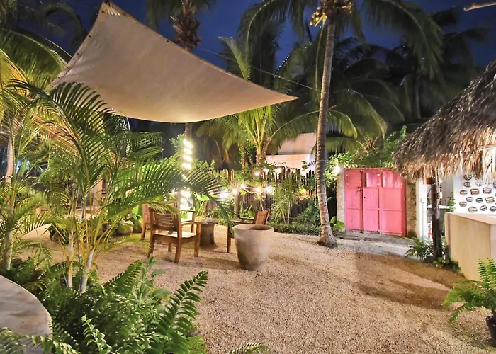 Casa Maria Bonita & Restaurant El Cuyo By Spot Rentals