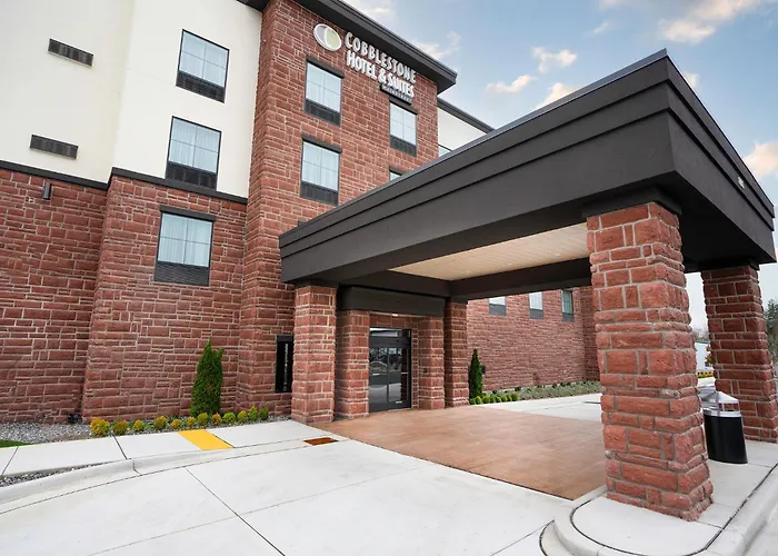 Cobblestone Hotel & Suites - Lynden
