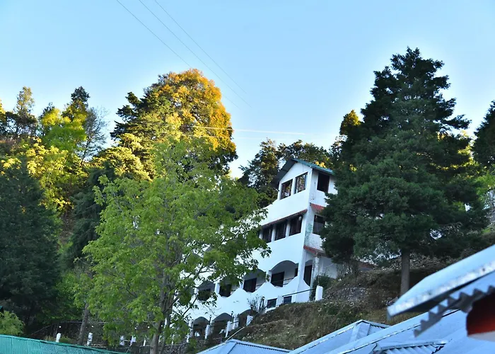 Kumaon Roop Resort Near Kainchi Dham Nainital