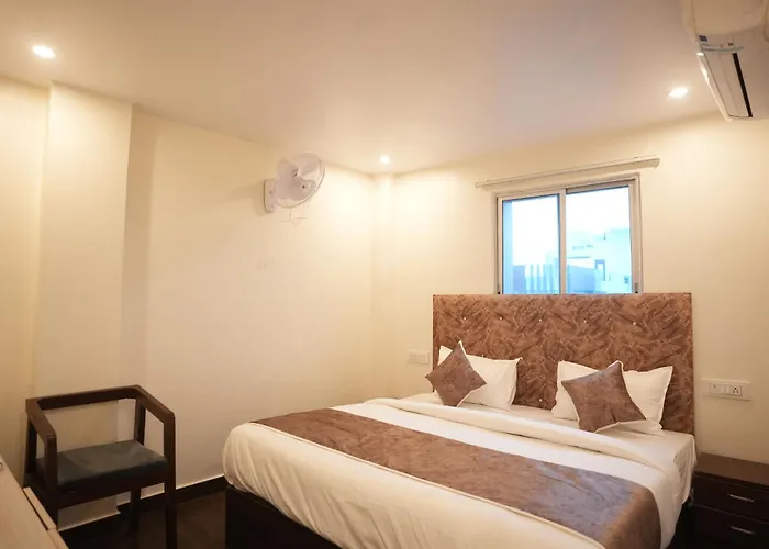 Hotel Rajmahal Palace Prayagraj