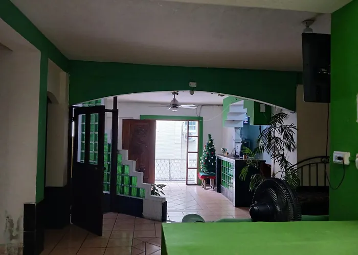 Hotel Green Monkey Flores