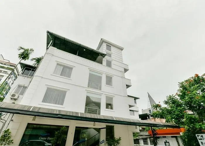 Hotel Centre Point Kochi