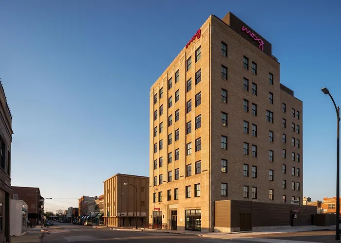 Moxy Springfield Downtown Hotel