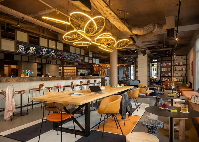 Moxy Paris Clamart