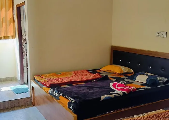Vinay Guest House Pipalkoti