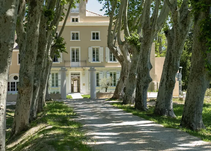 Château de l'insolas Villeneuve-lès-Avignon