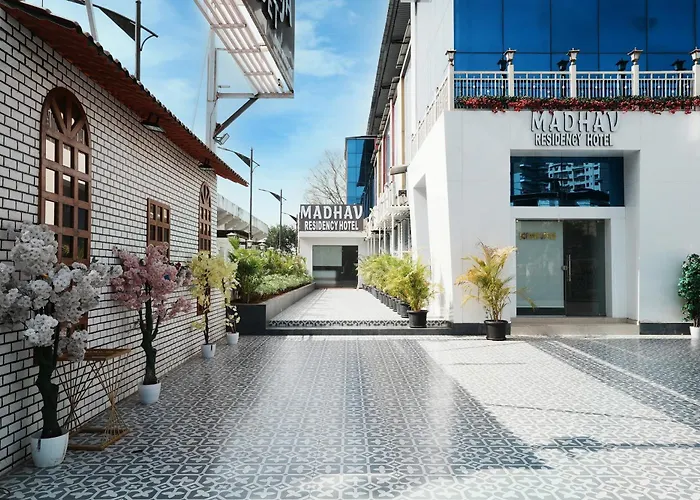 Madhav Residency Hotel & Banquet, Kalyan, Mumbai