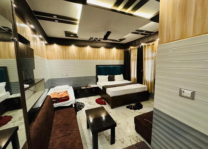 Hotel Samiksha Inn Ayodhya