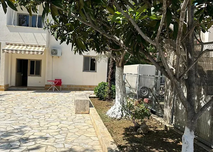 Hotel Clarissa Velipoje