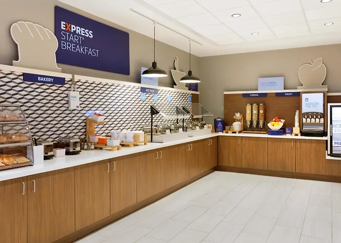 Holiday Inn Express & Suites Augusta W - Grovetown By Ihg