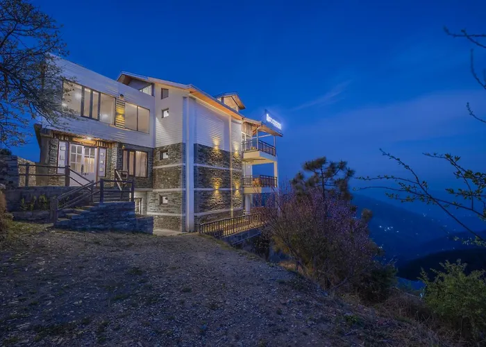 Hotel Wood Winds - A Best Valley View Hotel Shimla
