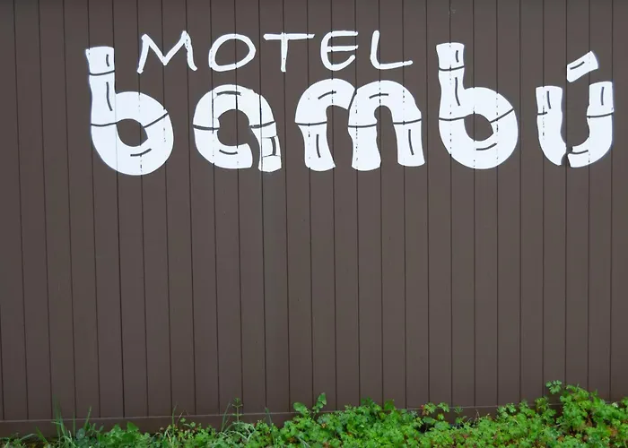 Motel Bambu Lugo