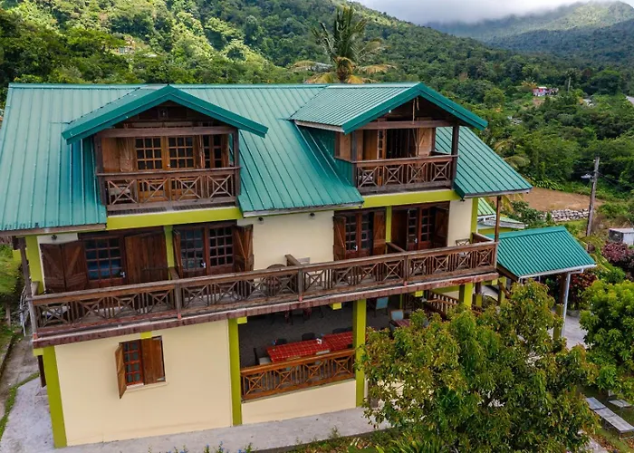 Roxy'S Mountain Lodge Roseau