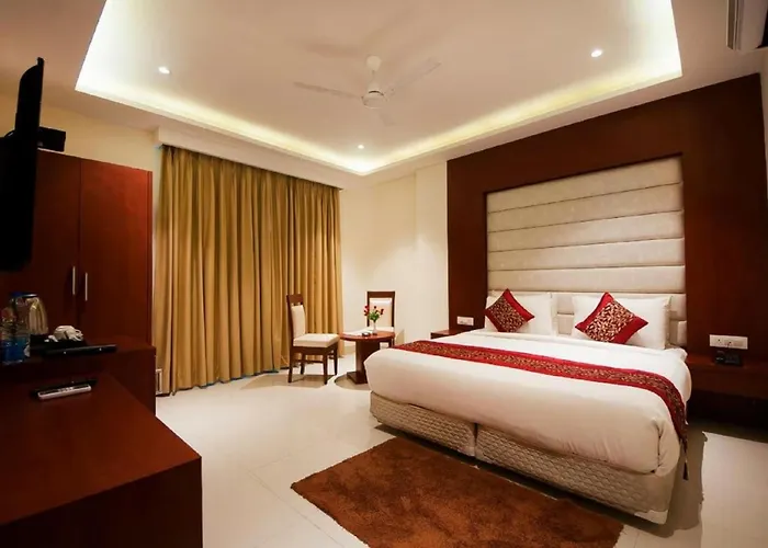 Hotel Z Suites Delhi Igi Airport- Free Airport Drop New Delhi