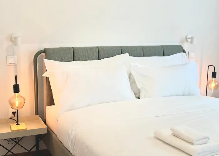 Voulis Best Global Home Atenas