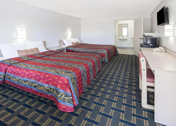 Hilliard Motor Lodge