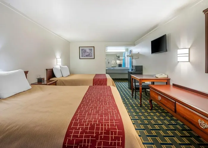 Hilliard Motor Lodge