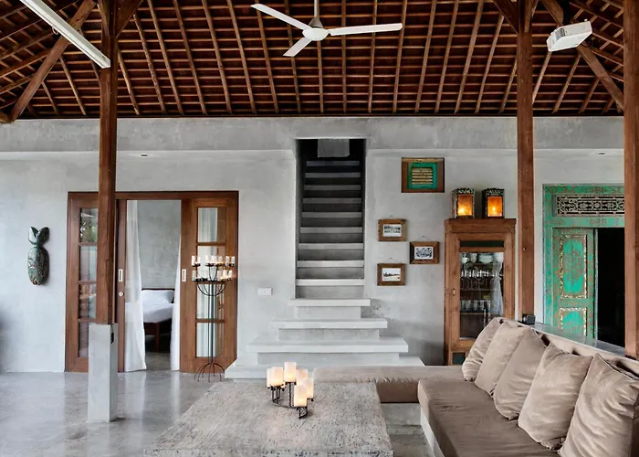 Surflodge Limasan Bali Kerobokan 