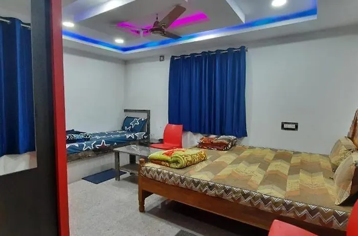 Hotel Shree Sai Daringbadi