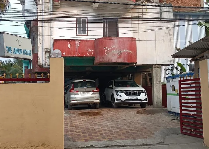 Hotel Lemon House Guwahati