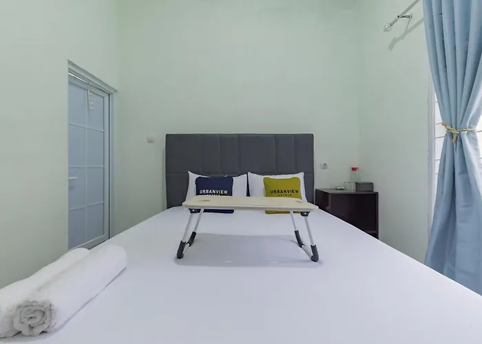 Urbanview Hotel Nakasya Burangrang Bandung