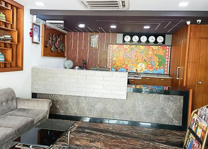 Kallada Mamatha Motels Kunnamkulam