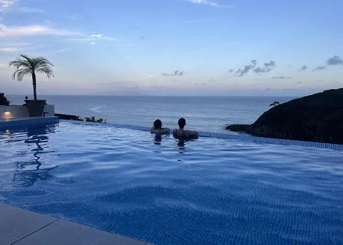 Gardenvilla Shirahama Shimoda 