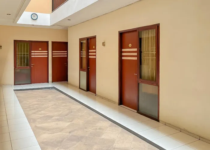 Reddoorz Near Tegalega Park 2 Hotel Bandung