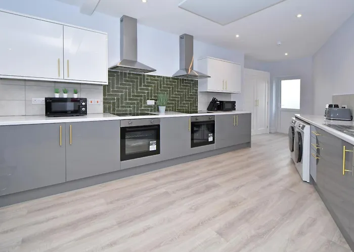 One Battison - Affordable Rooms, Suites & Studios In Stoke On Trent