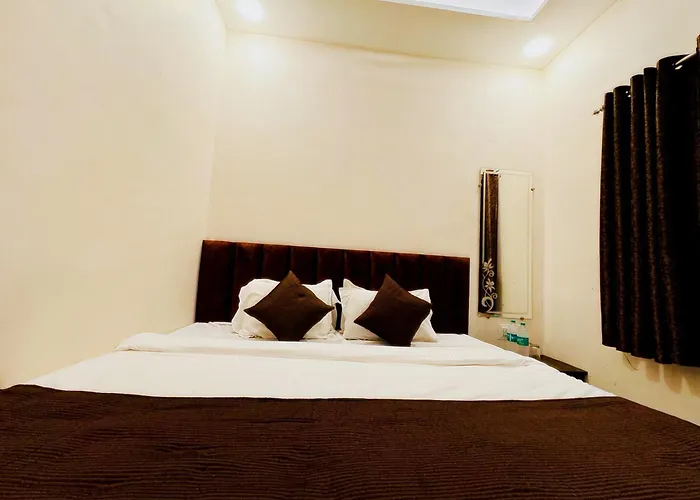 Hotel Hariom Palace Ujjain