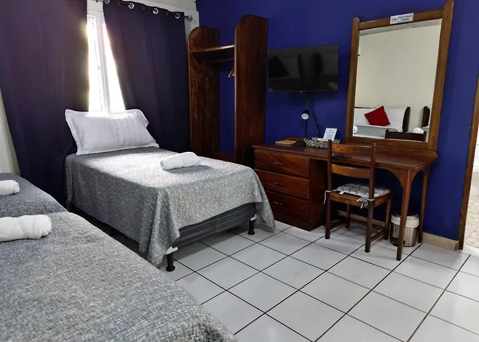Hotel Suenos San Salvador